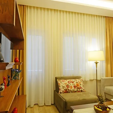 Ataker * İstanbul